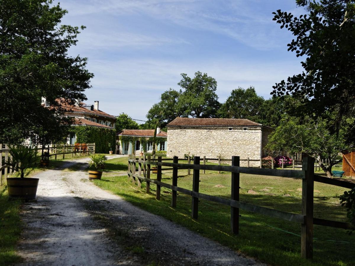 Chateau De L'Isle - Chambres D'Hotes Кастельно-де-Медок Экстерьер фото